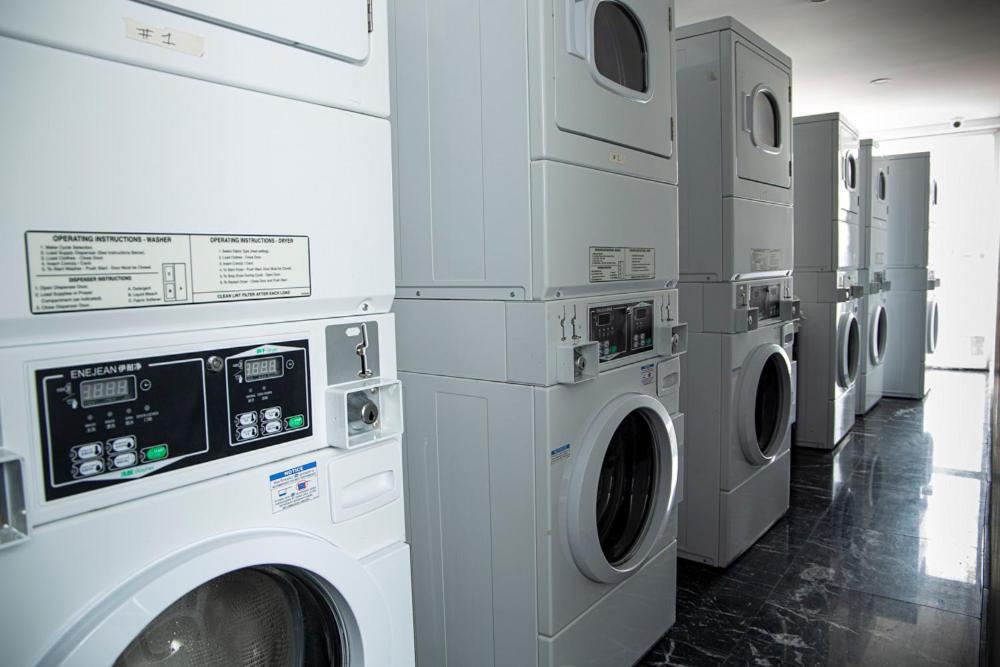 Apartasuite Edificio Monir *