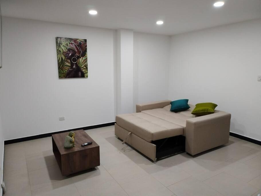 Apartamento Encantador #2 Cerca Al Aeropuerto Bogotá