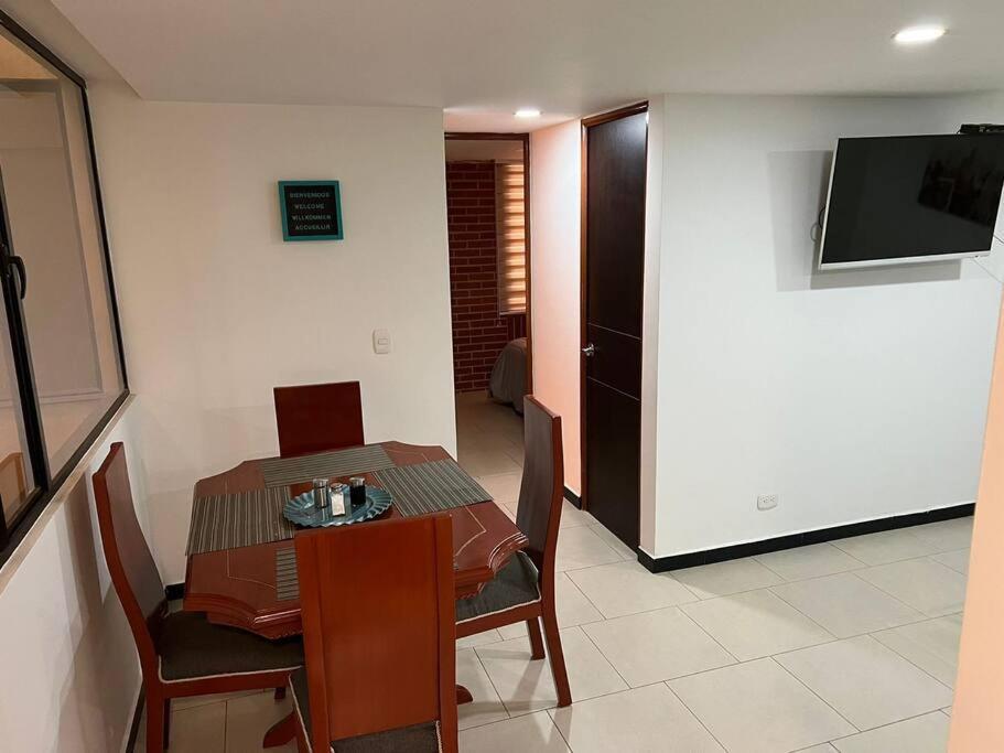 Apartamento Encantador Cerca Al Aeropuerto Bogotá