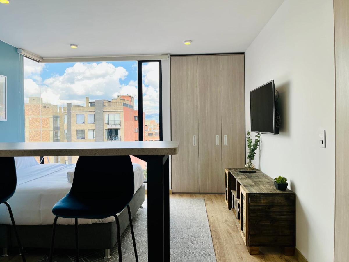 Modern 1br In San Patricio Bogotá