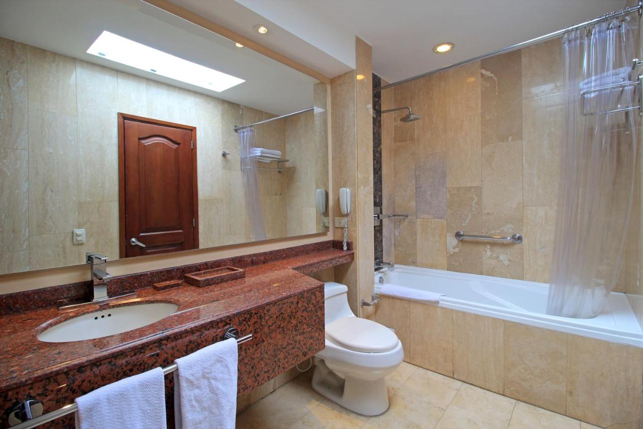 Estelar Windsor House – 4* Bogotá