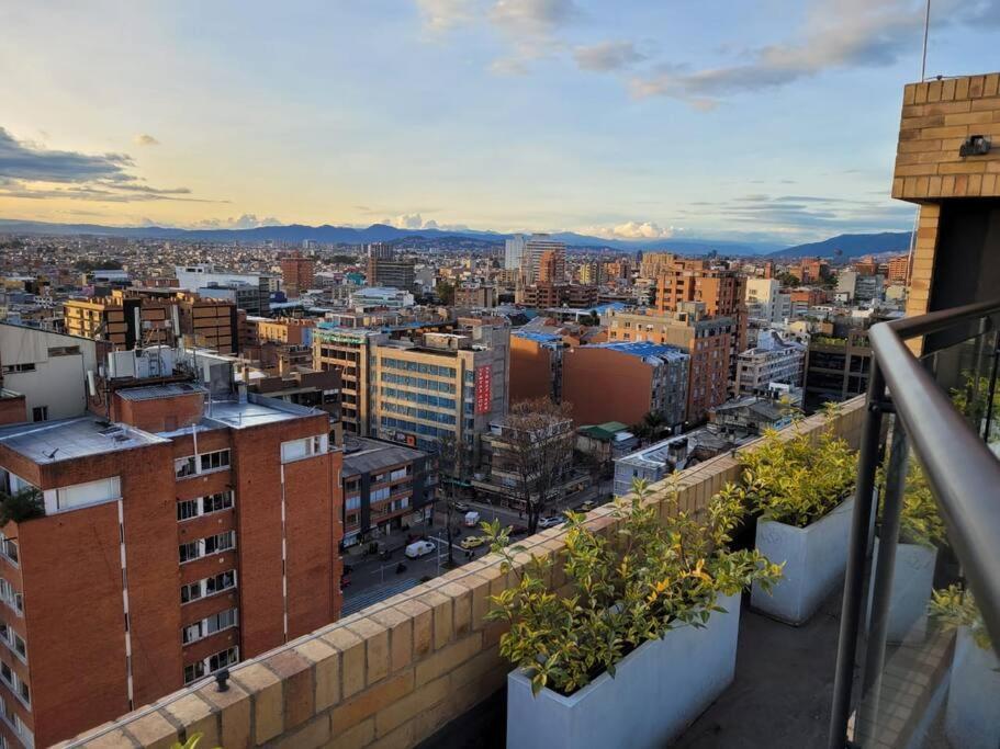 812 Elevated Escape Loft