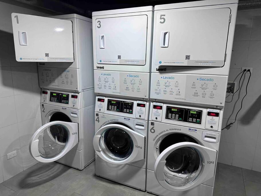 Apartamento Moderno En El Centro Con Vista A La Ciudad Apartamento *