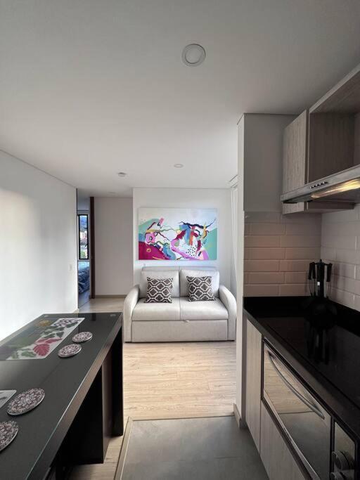 Apartamento Moderno En El Centro Con Vista A La Ciudad *