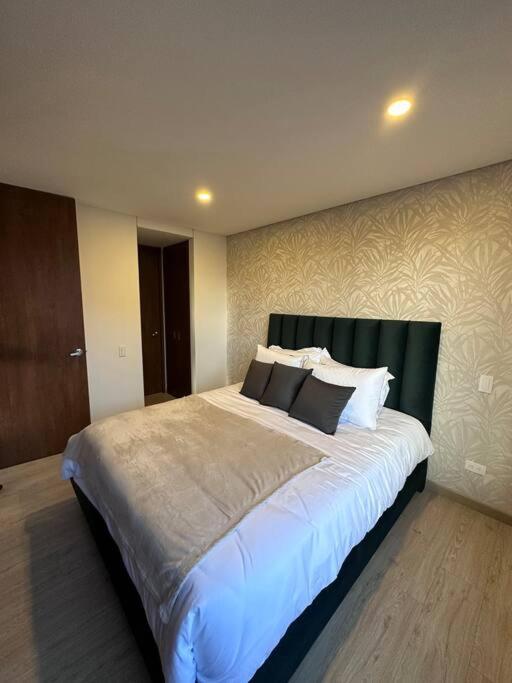 Apartamento Moderno En El Centro Con Vista A La Ciudad Apartamento *