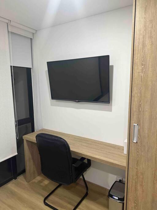 Apartamento Aparta-estudio Dotado Para Estrenar *