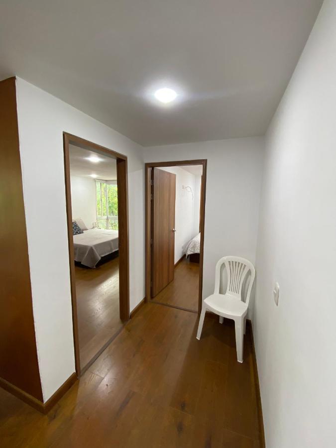 Junto A La Candelaria Apartamento *