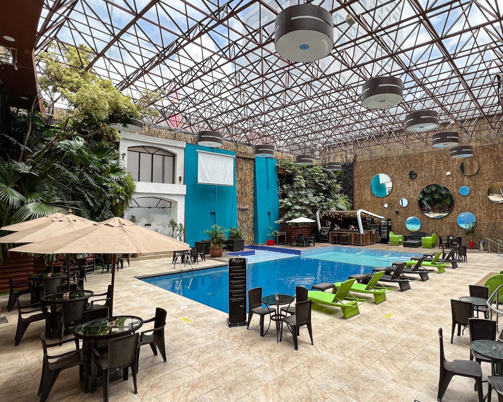 Grand Park Hotel 4*