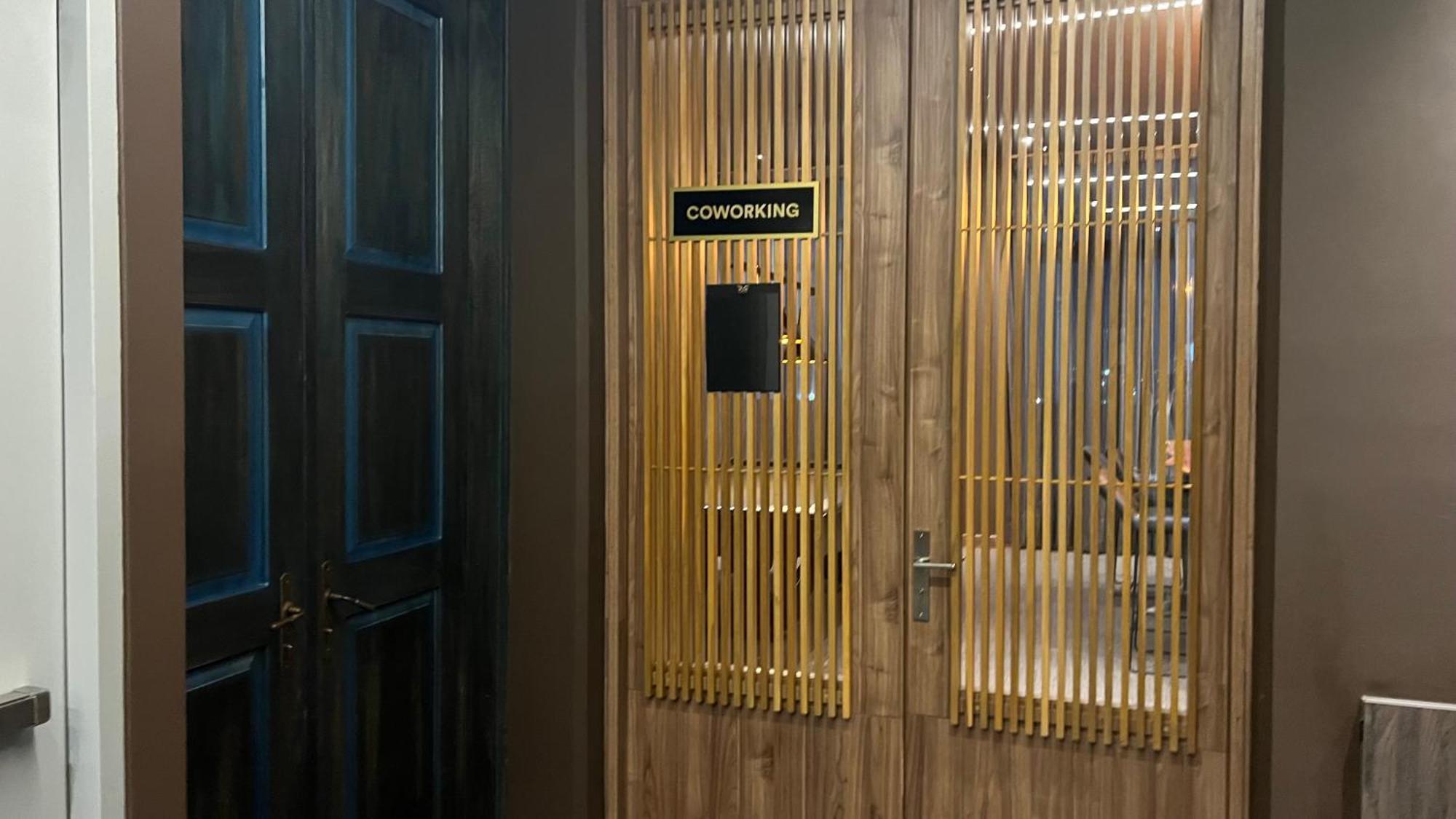 Apartment With Amenities, Coworking, Service, Gym *