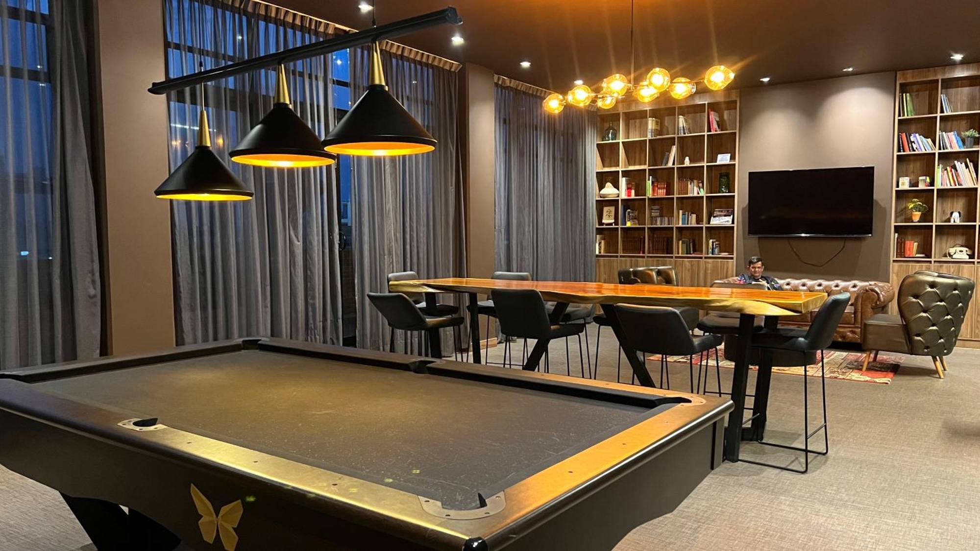 With Amenities, Coworking, Service, Gym * Bogota