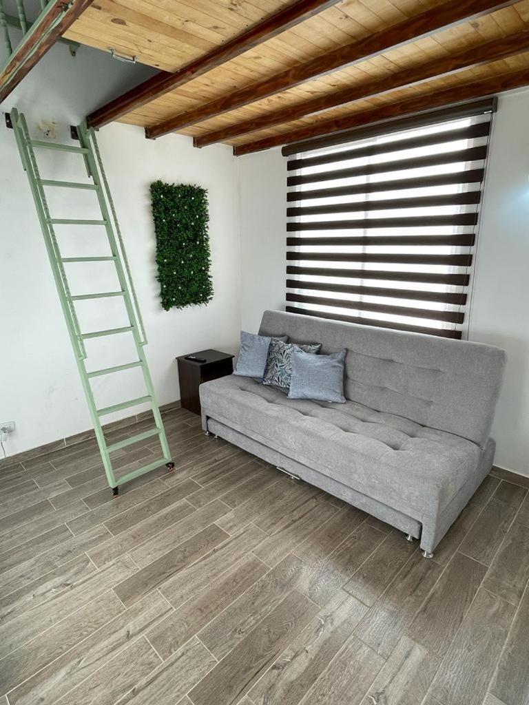 Loft Cc. Santa Fe Terminal Norte Apartamento *