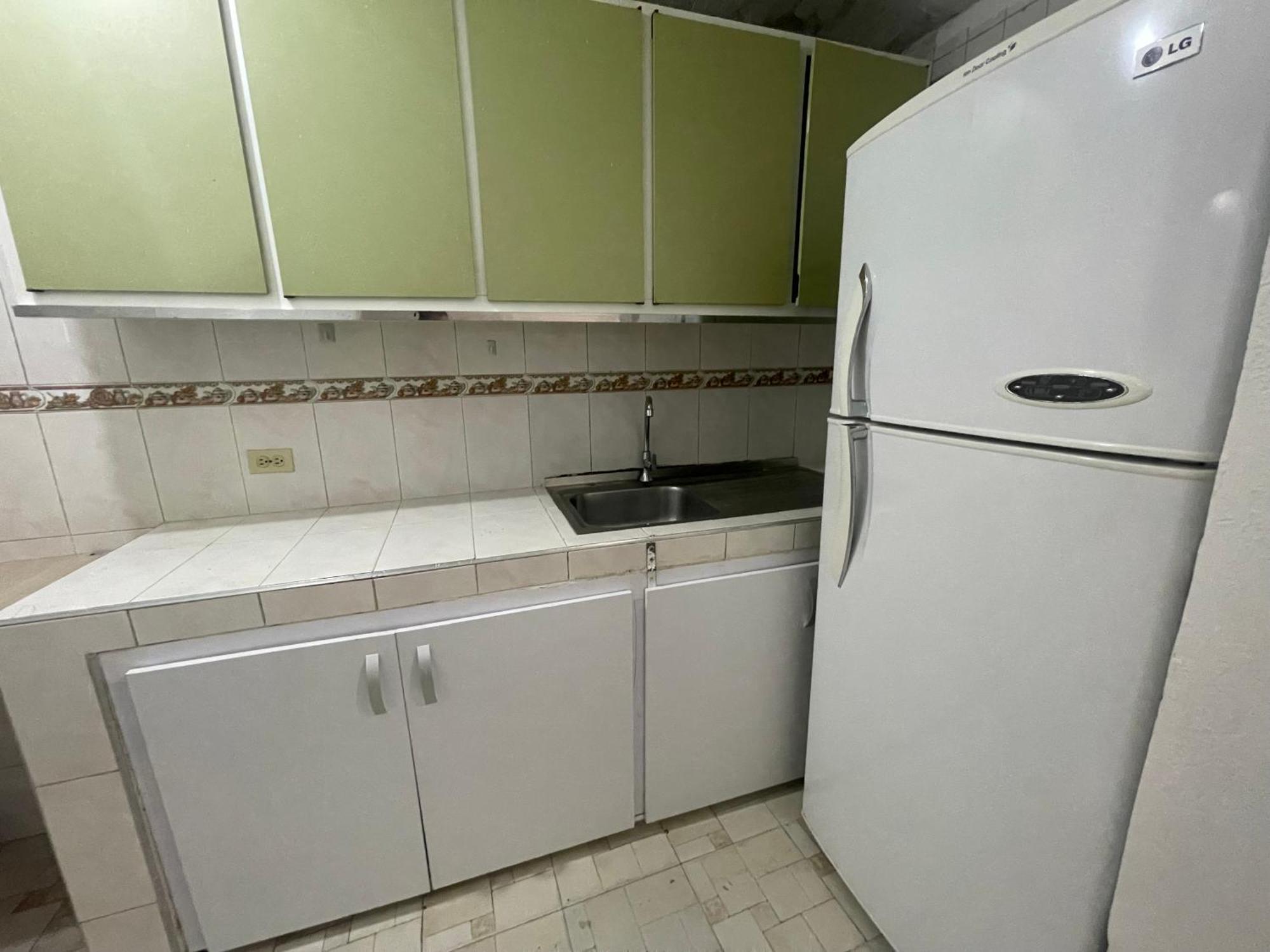 Apartamento Aeropuerto1 Piso *