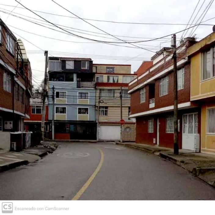 Cerca A Embajada Americana Corferias Centro Club Militar 201 Bogotá