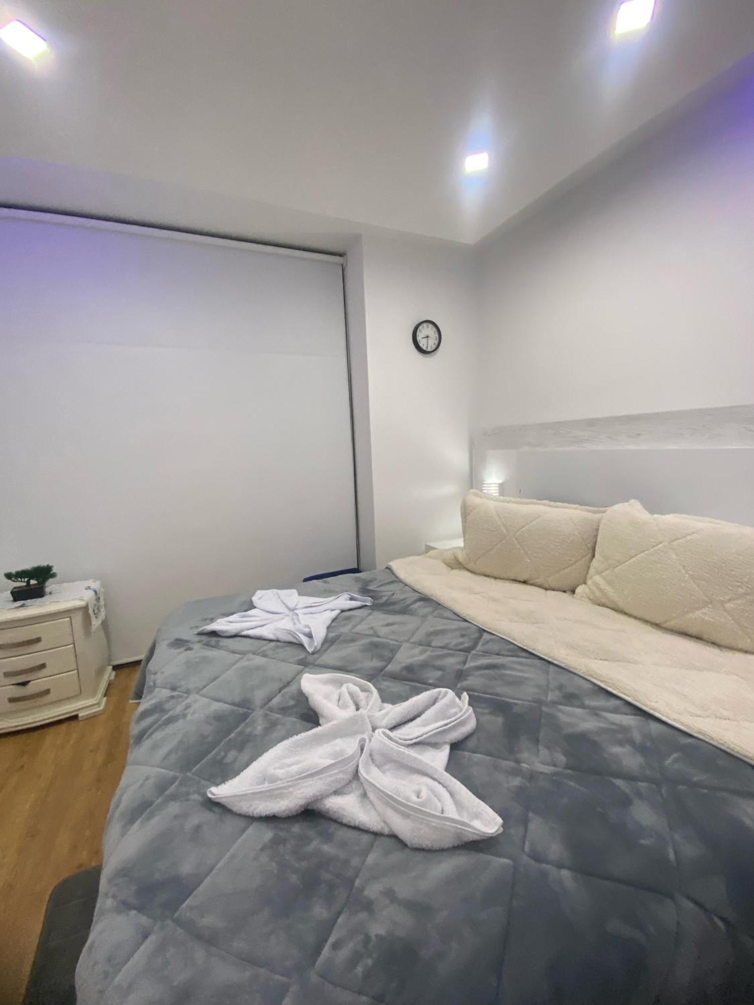 Exclusivo Apartastudio Zona Norte De Apartamento *