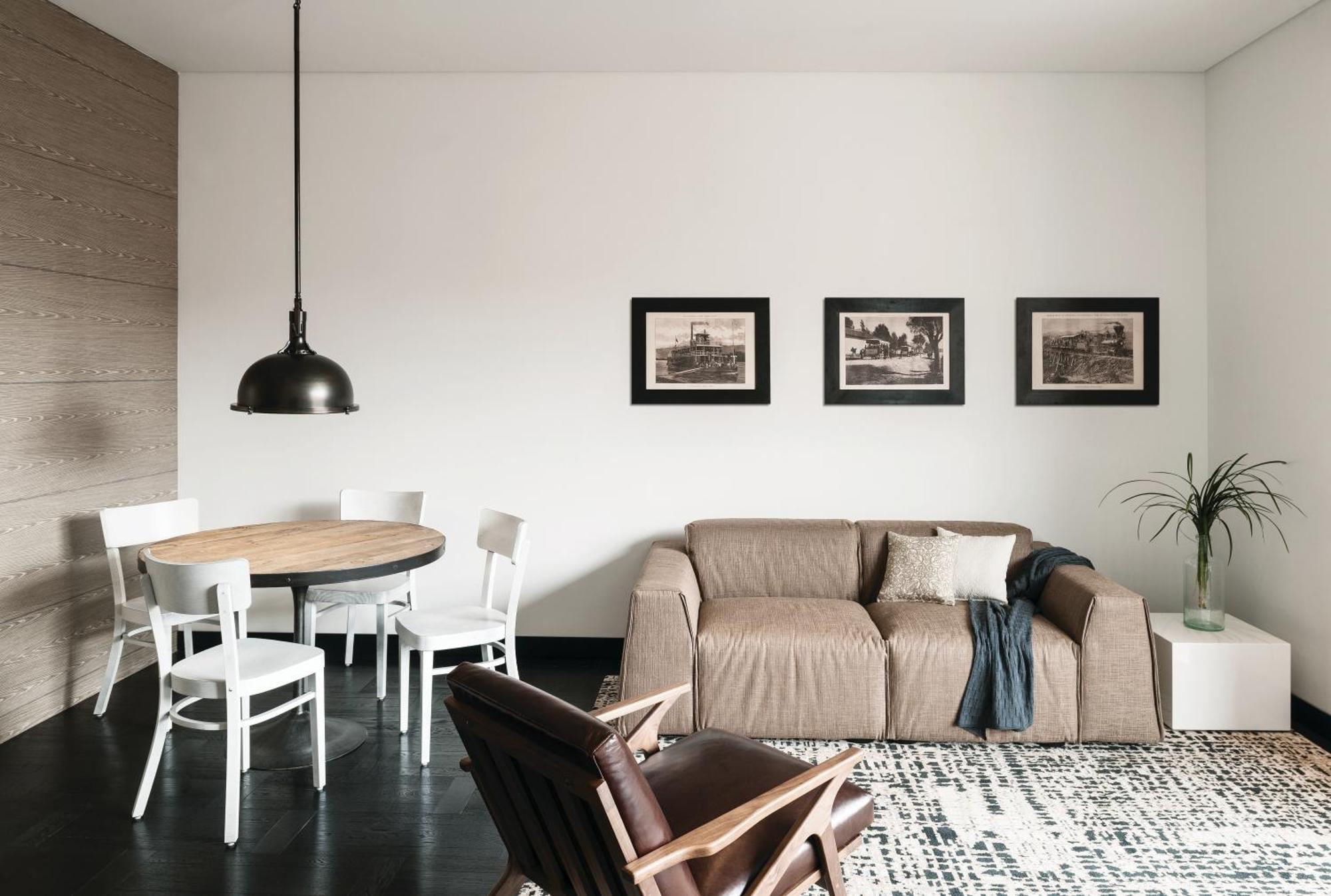8010 Urban Living- Luxury Experience
