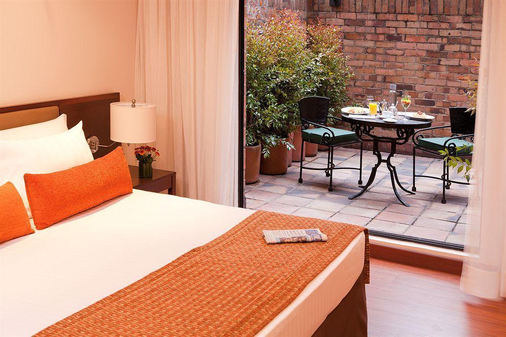 Hotel Estelar Windsor House –