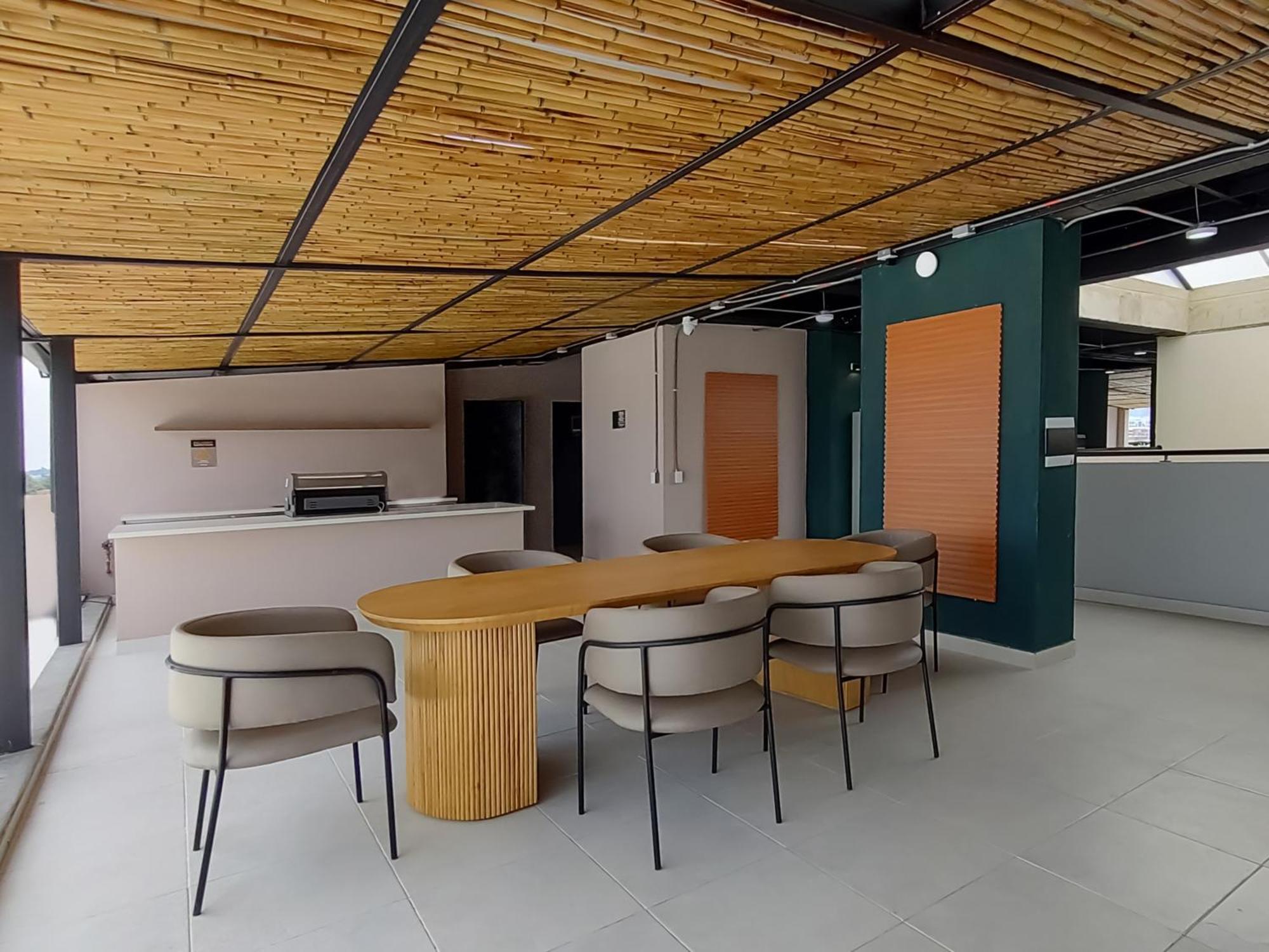 The Hood 102, Modern And Luxury