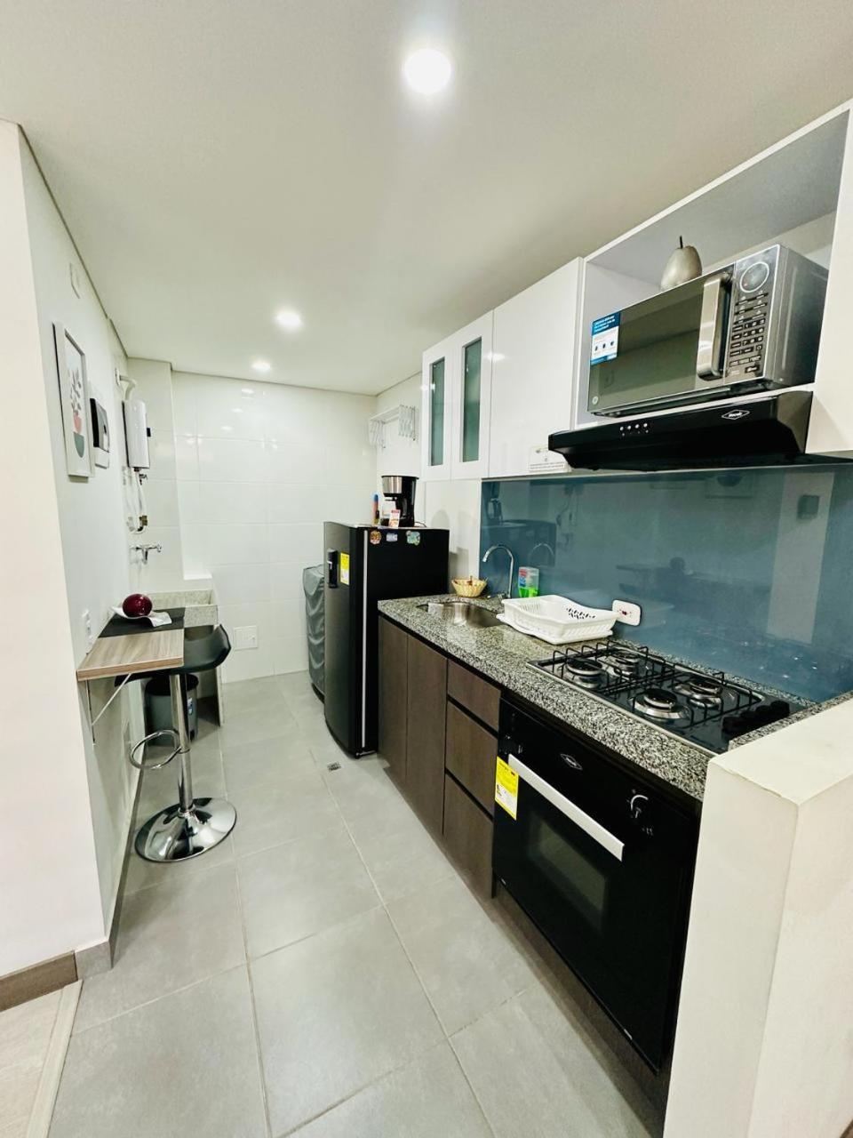 Apartamento Magnifico Y Confortable Amoblado # 303 *