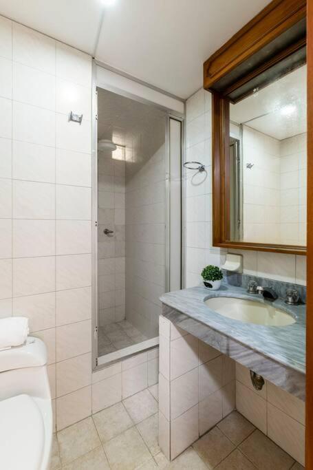 Amplio Apartamento En Bogota, Chico *