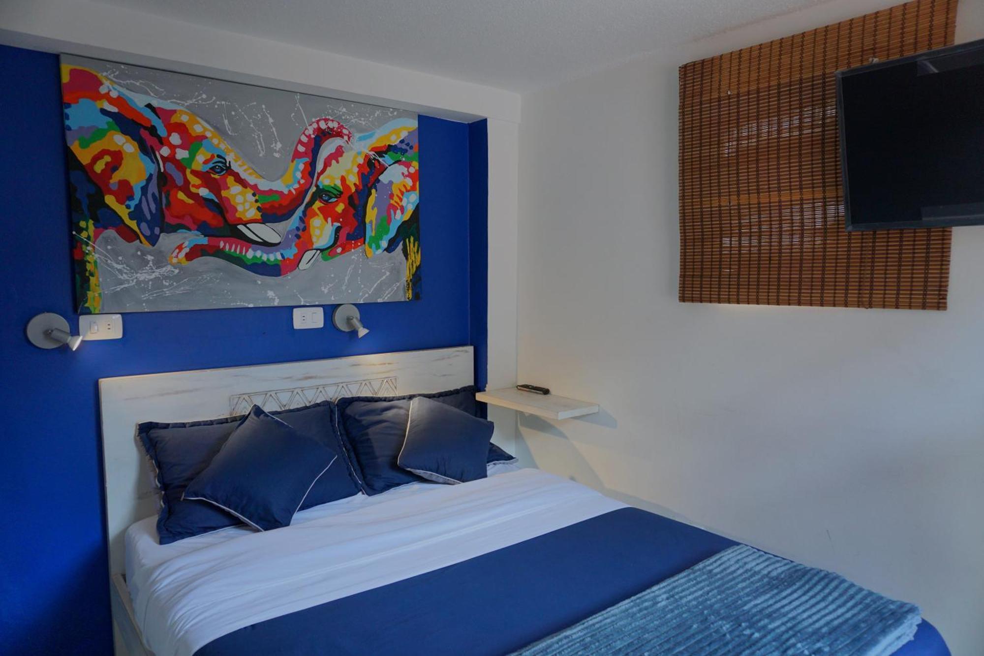 Usaquen Station Hostal *