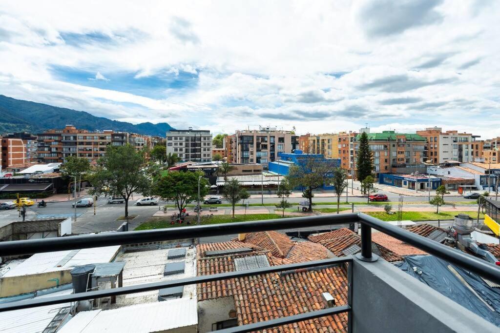 Apartamento Excellent Location Brand New In Santa Barbara Bogotá