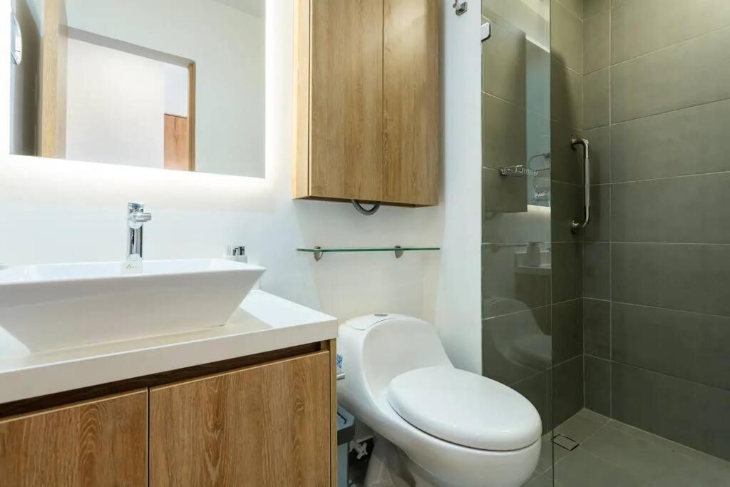 Excellent Location Brand New In Santa Barbara Apartamento *