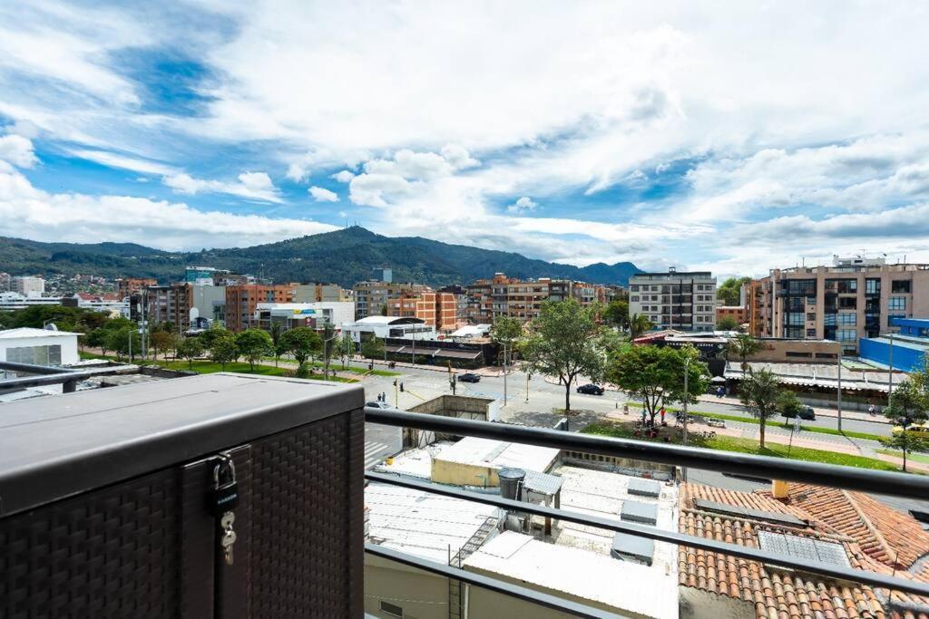 Excellent Location Brand New In Santa Barbara Apartamento