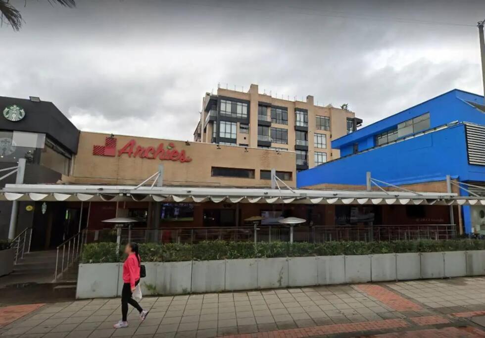 Excellent Location Brand New In Santa Barbara Bogotá