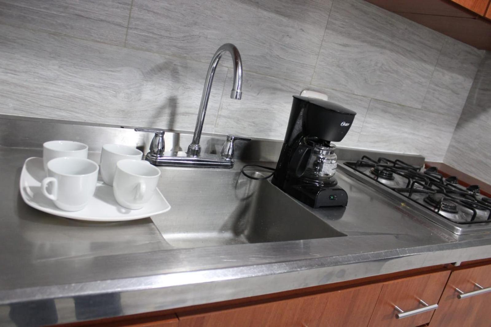 Cerca Al Aeropuerto Apartamento *