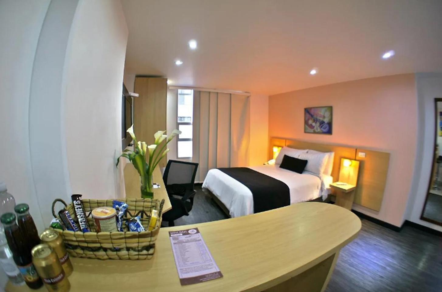 Emporium Aparta 26 *