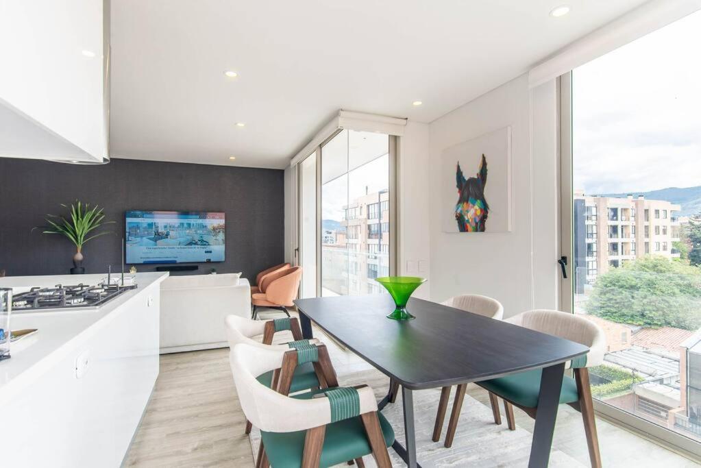 Vibrant 3 Bedroom In Usaquen Apartamento