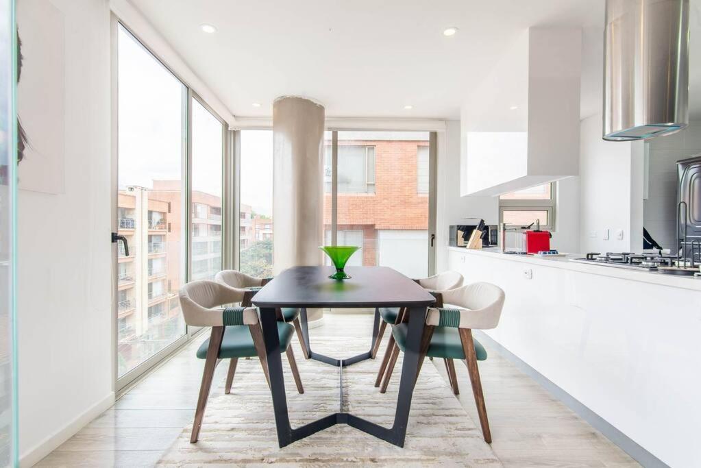 Apartamento Vibrant 3 Bedroom In Usaquen *