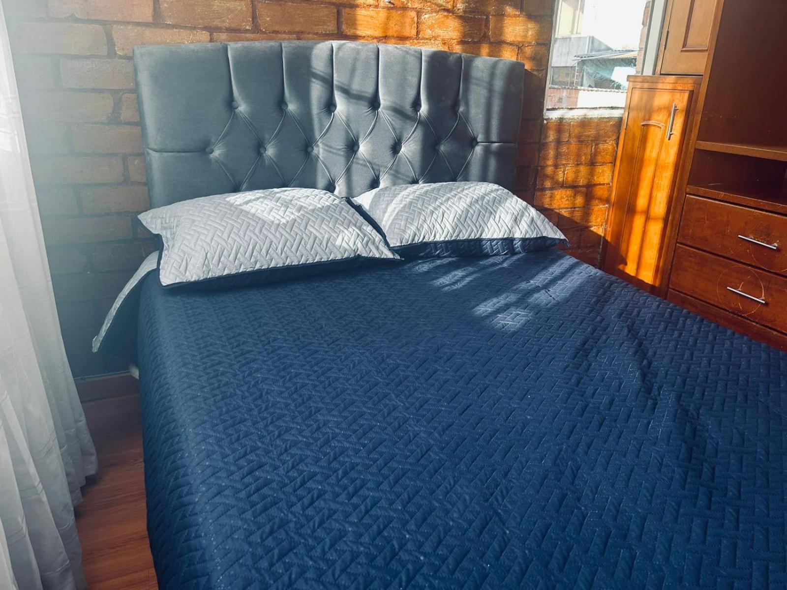 Apartamento Acogedor Cerca Del Aeropuerto Apartamento Bogotá