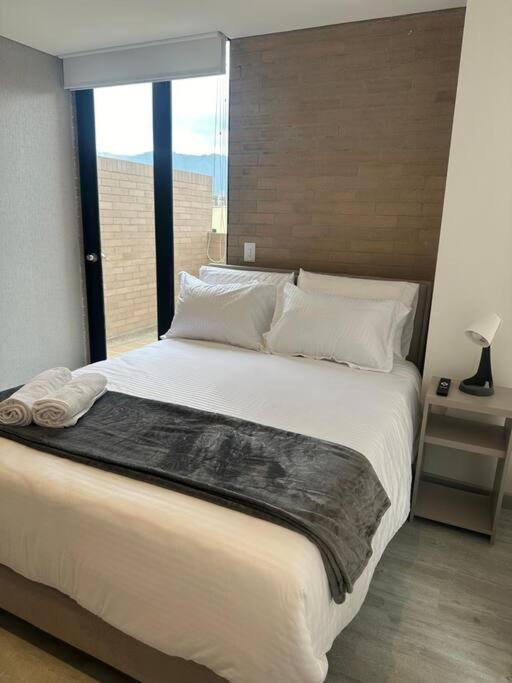 Centrico Y Moderno En Quinta Paredes Apartamento