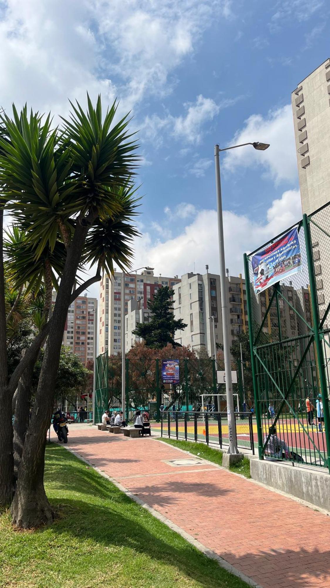 Moderno Y Tranquilo Apartamento Bogotá