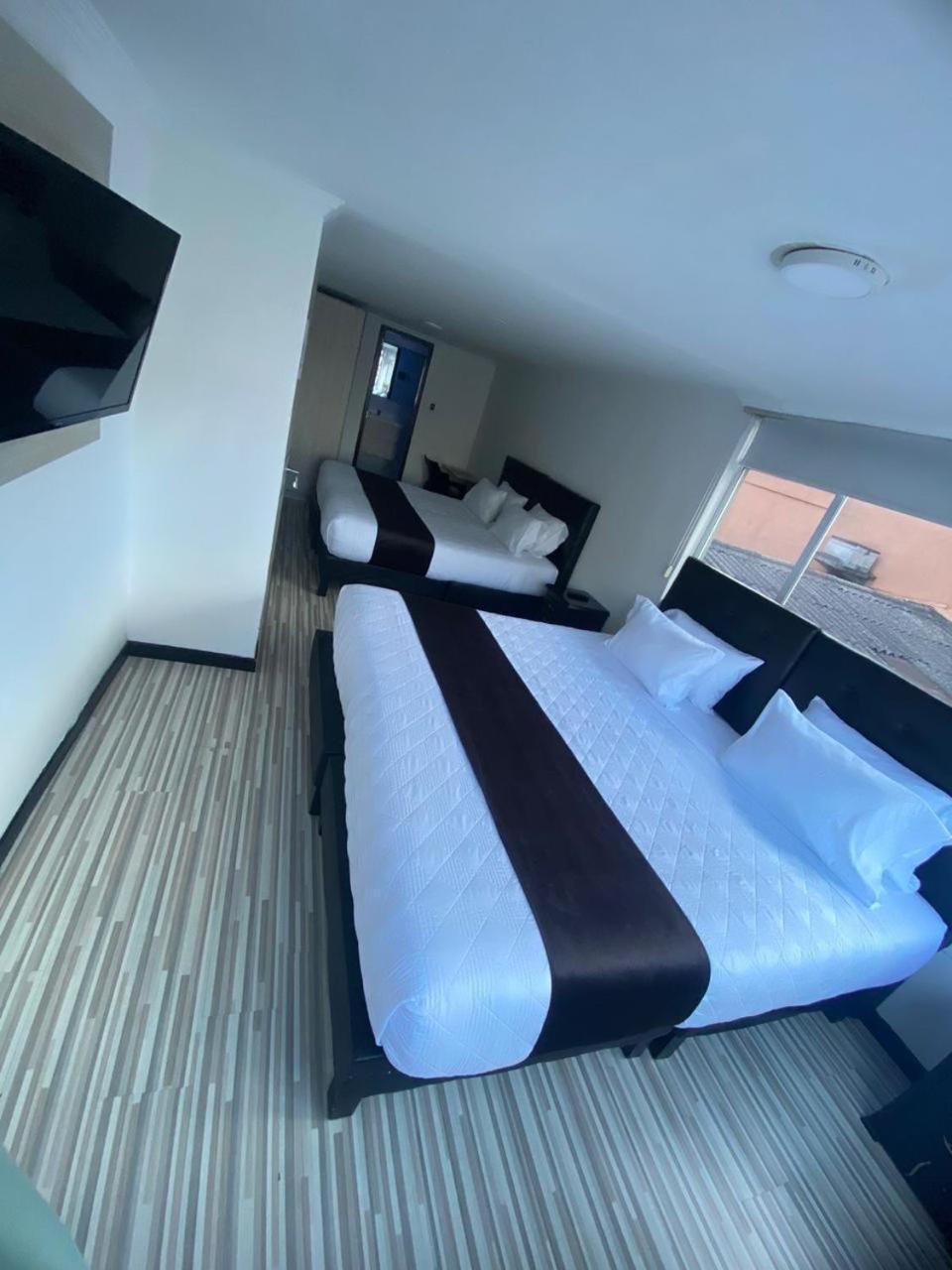 Hotel Ambar King