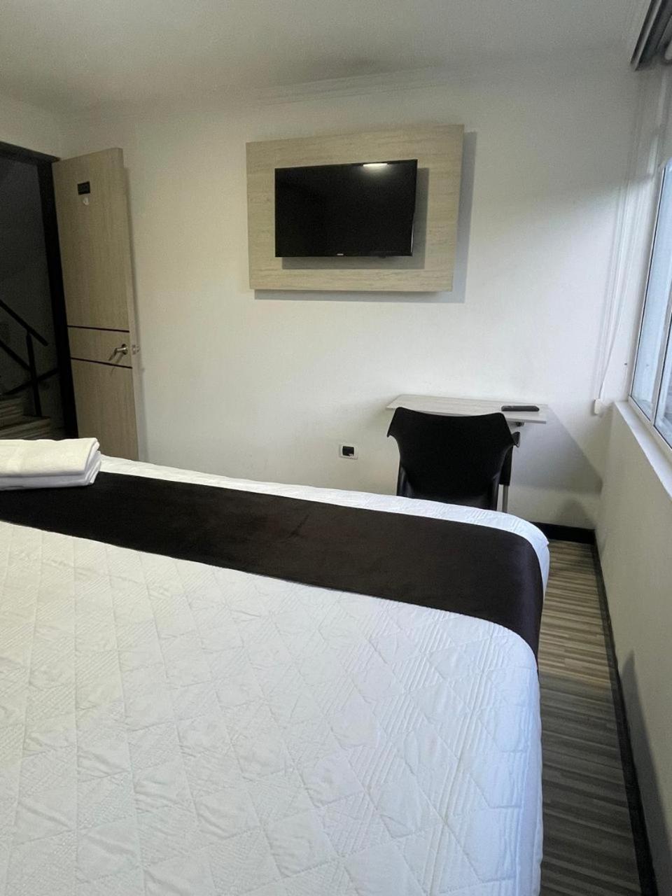 Hotel Ambar King
