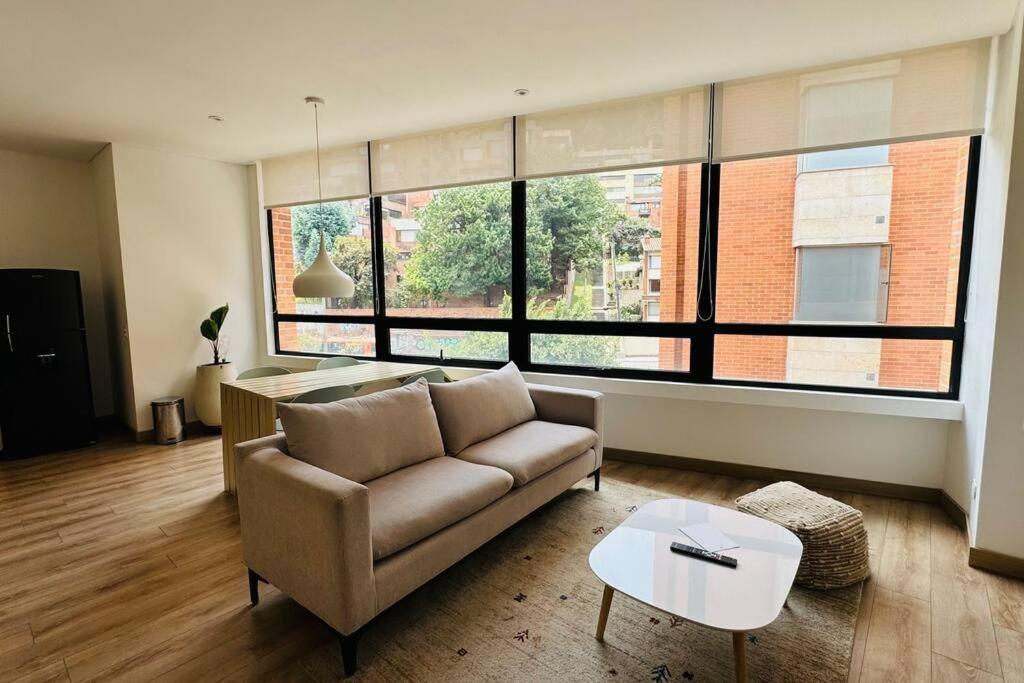Breathtaking 2 Bedroom In Zona Rosa