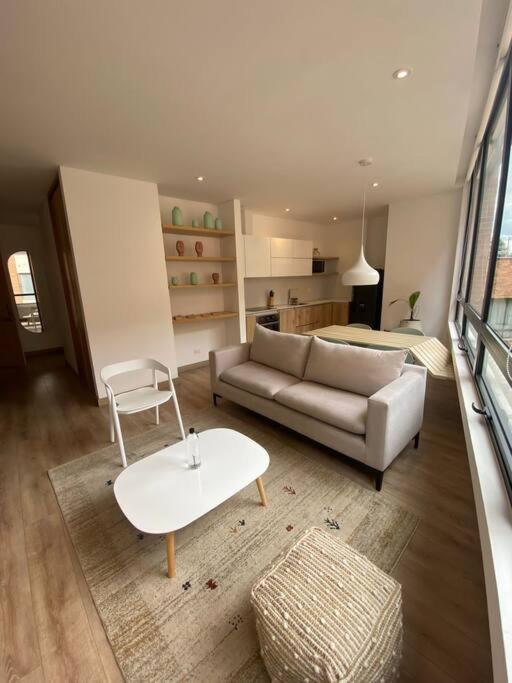 Apartamento Breathtaking 2 Bedroom In Zona Rosa *
