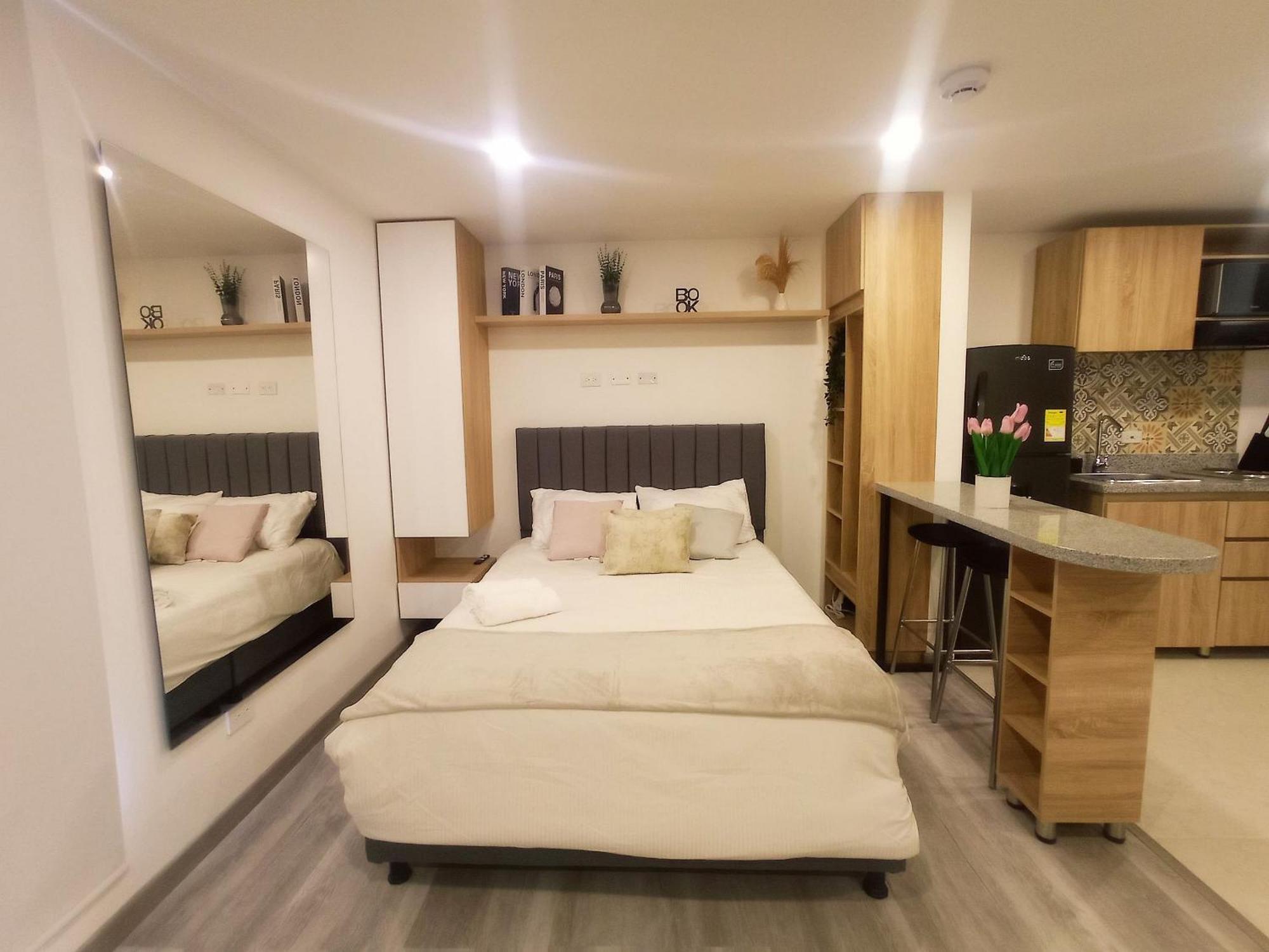 Frente A Monserrate Apartamento *