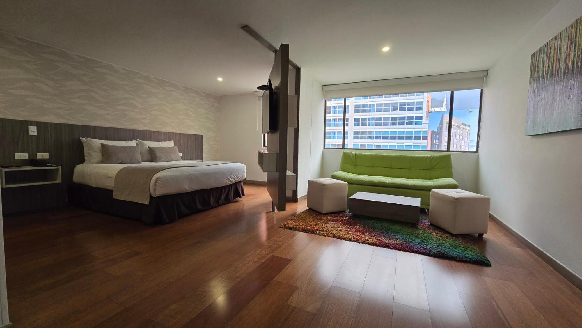 Confort 80 Zona Rosa Hotel 3*