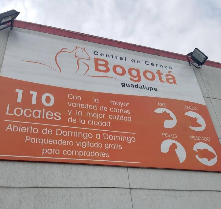 2 La Esmeralda * Bogotá