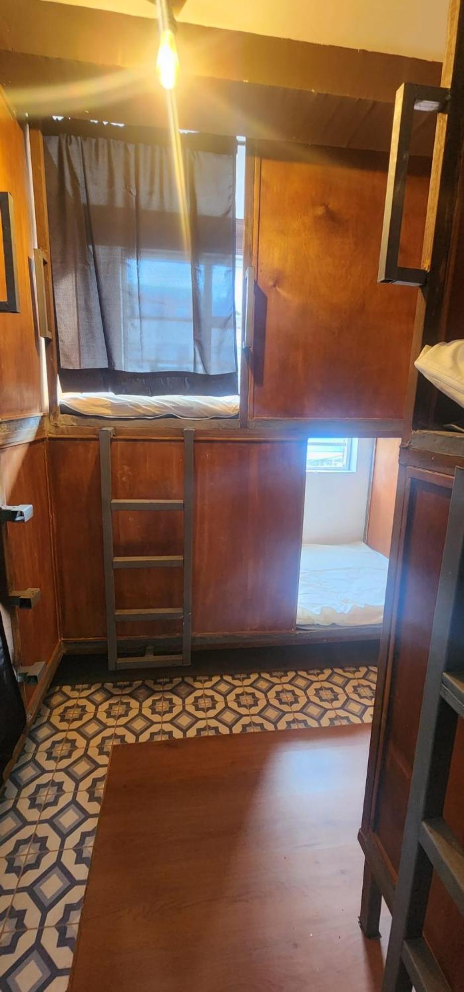 Portelli Zona G- Extranjeros Hostal Bogotá