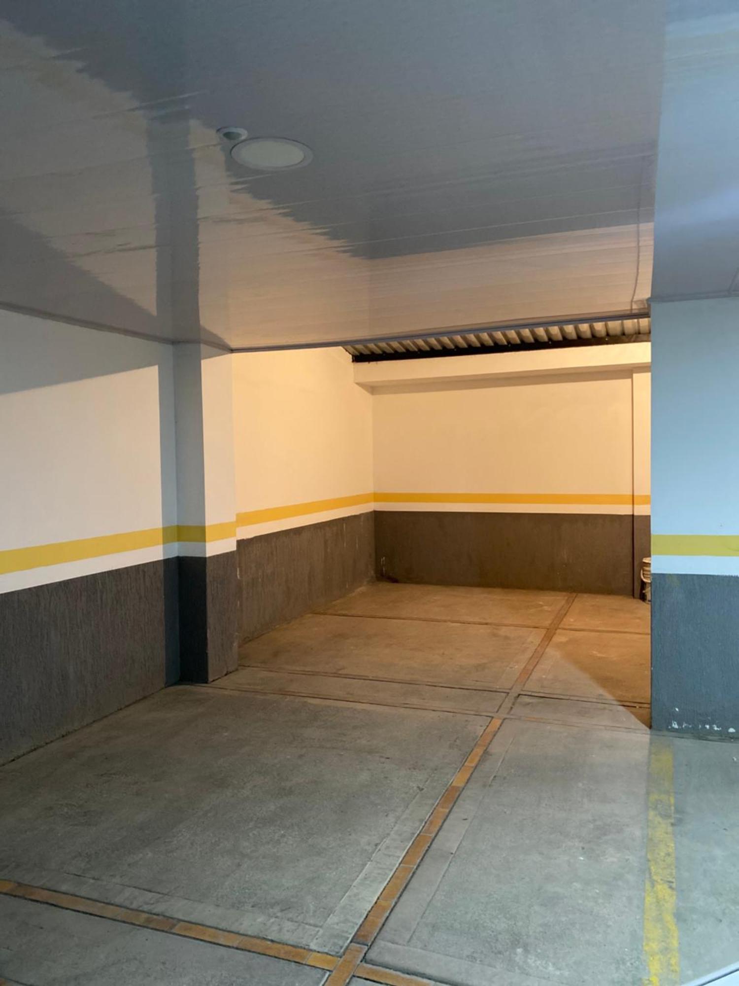 En Zona Comercial * Bogotá