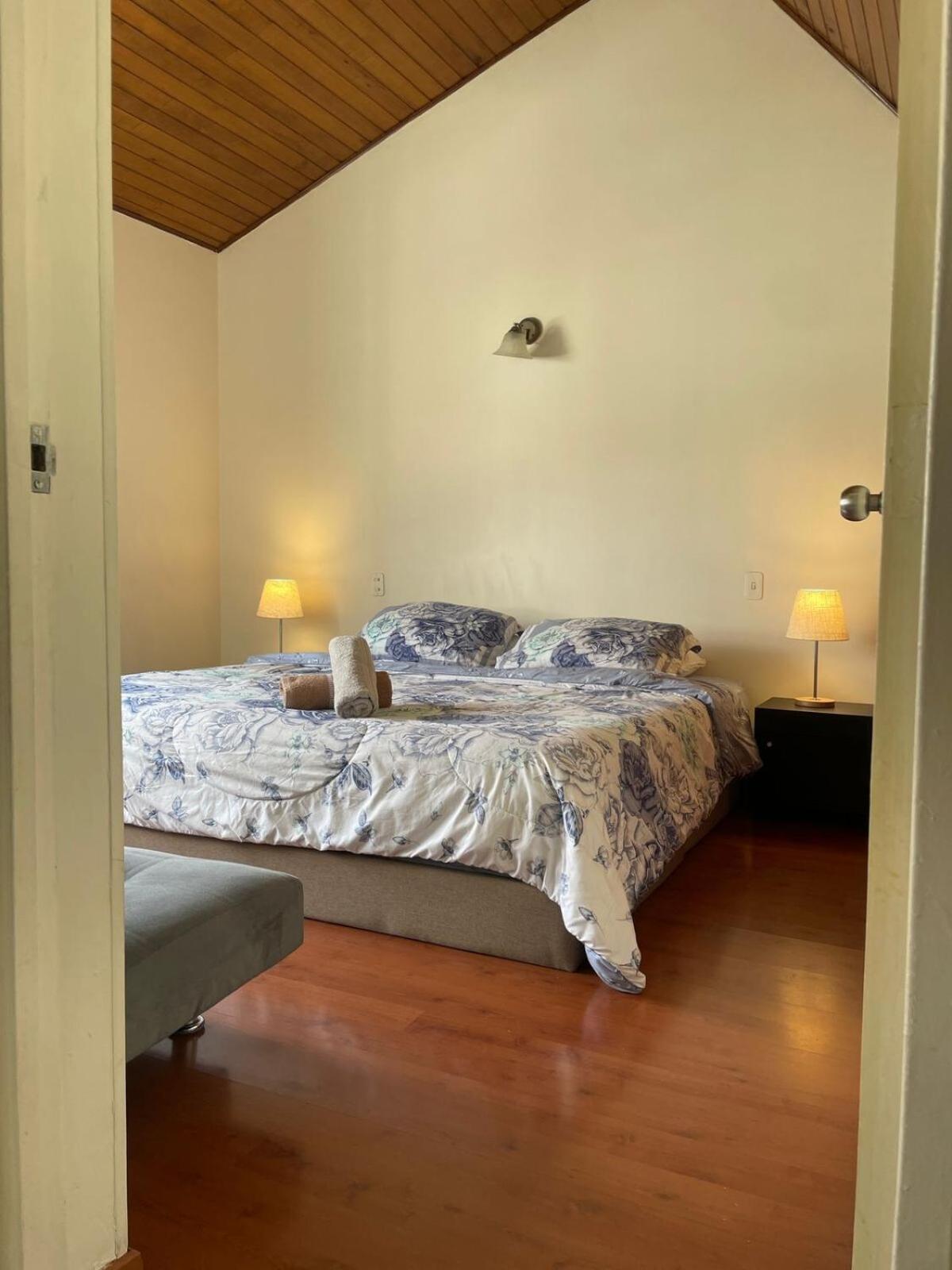 Сasa de vacaciones Amplia Casa En Cedritos Bogotá