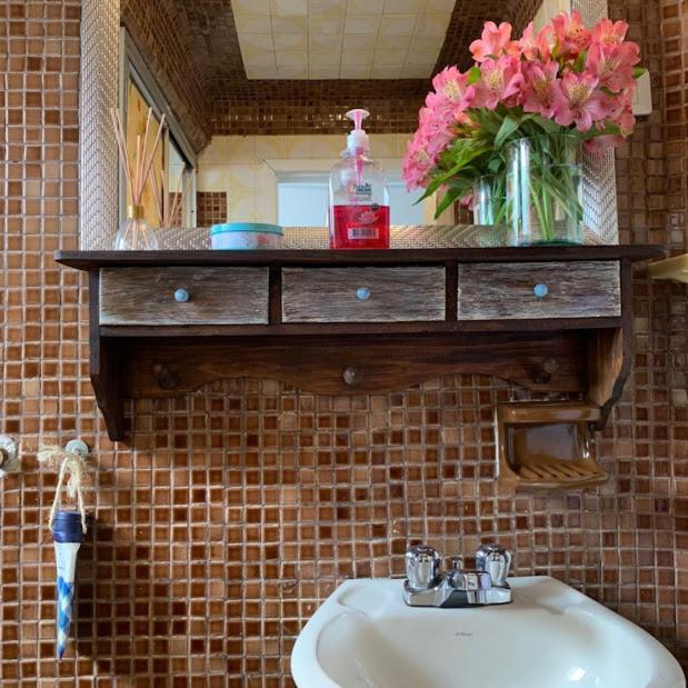 Bed and breakfast Aeropuerto Y Centro Conecta