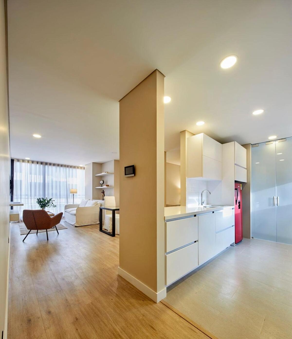 Modern 702 In El Virrey With Balcony & Amenities Apartamento *