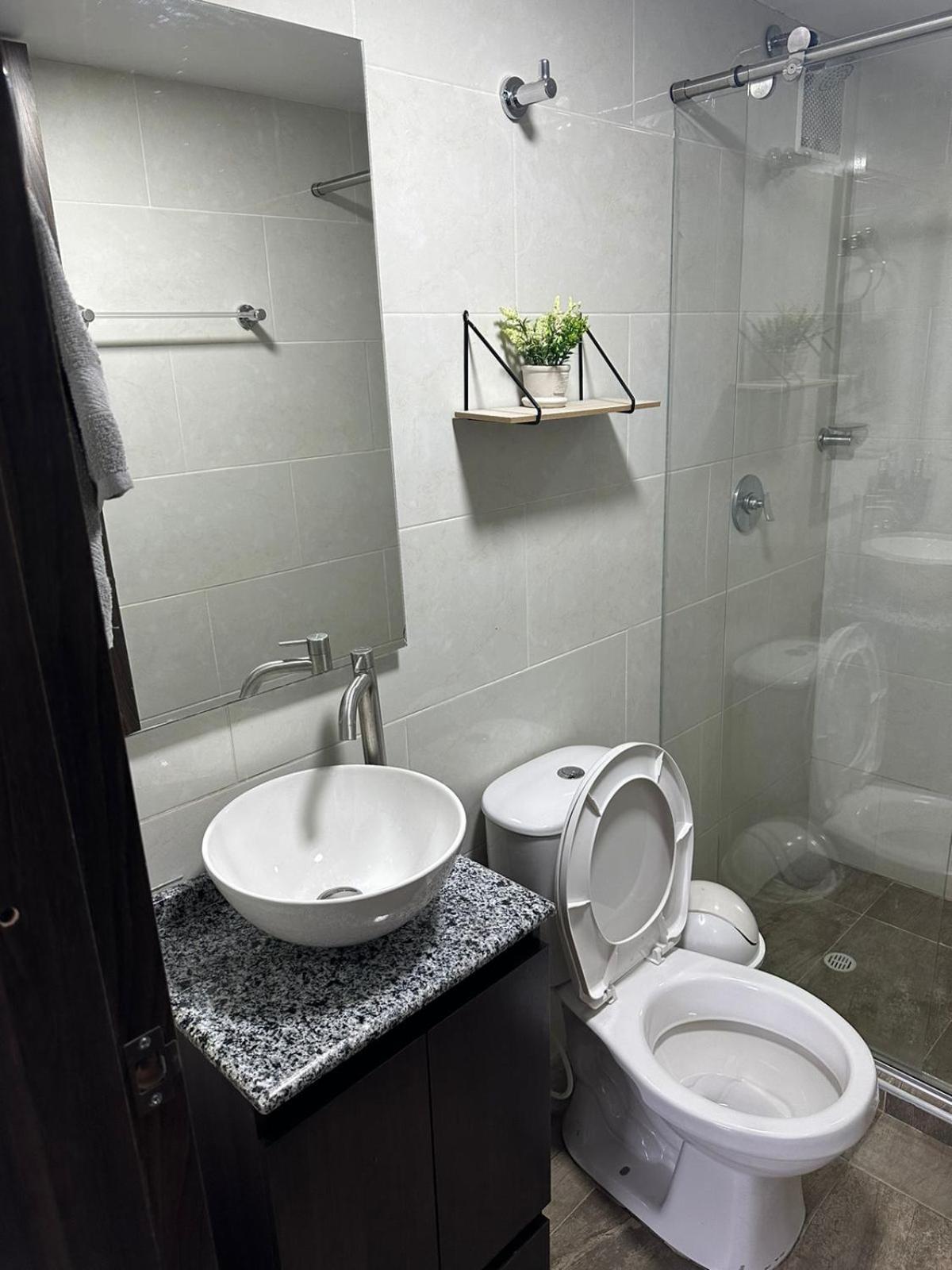 Apartamento-aeropuerto Y Embajada *