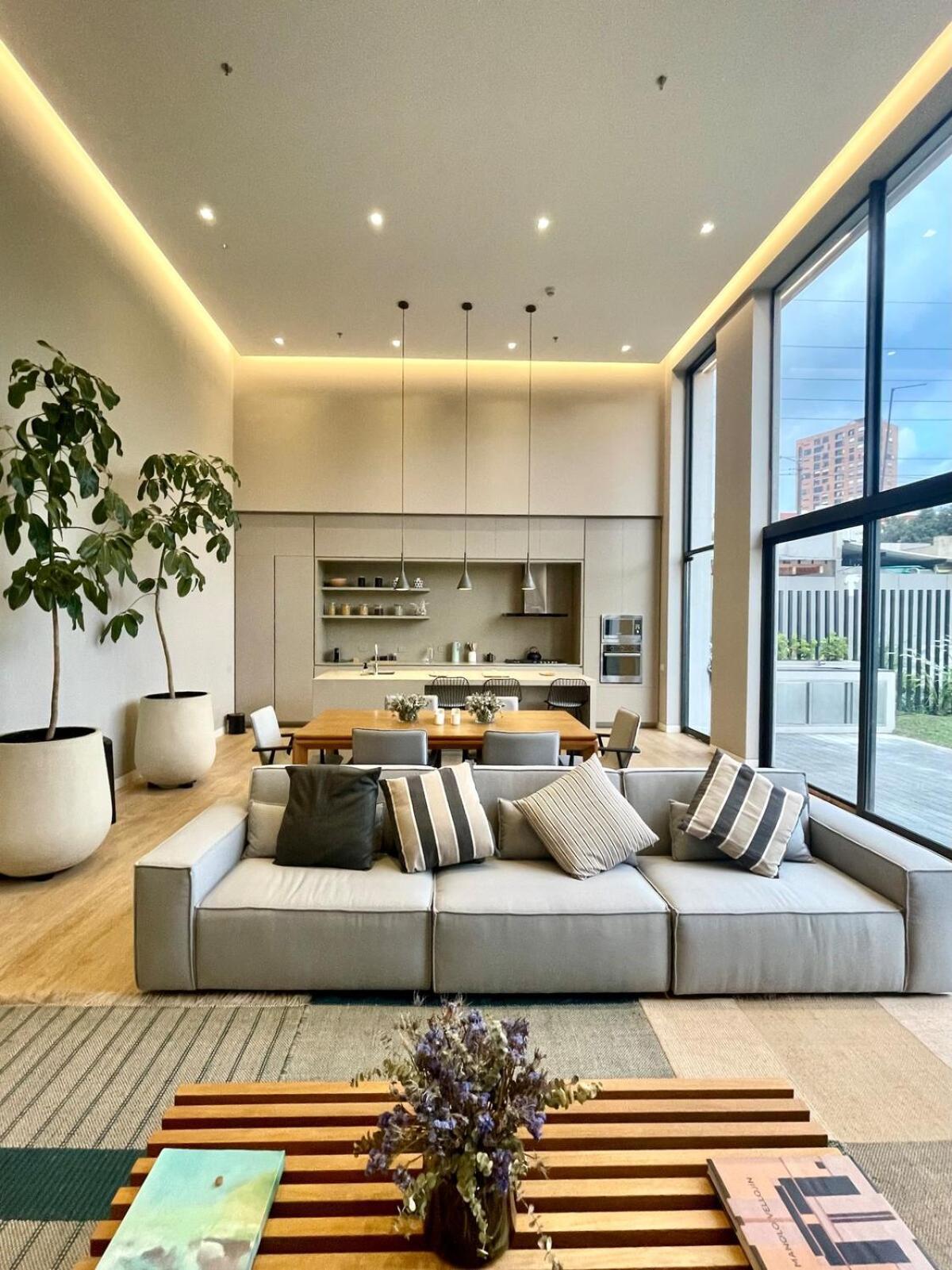 Modern With Terrace In Event Sector