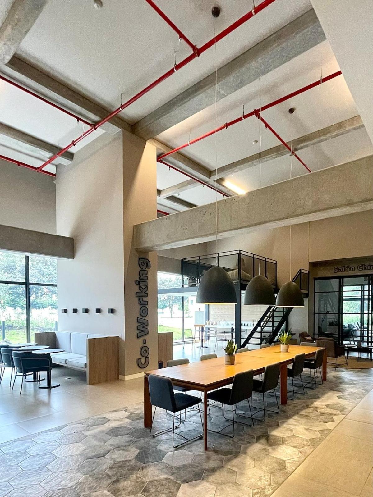 Modern With Terrace In Event Sector Apartamento *